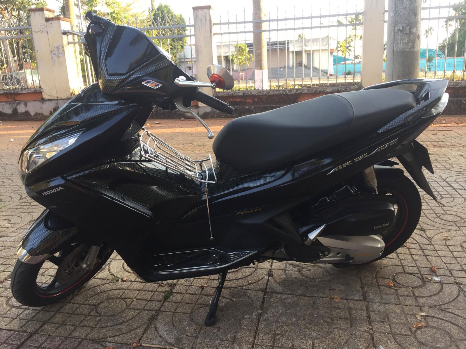 Thuê xe ga Air blade 2016