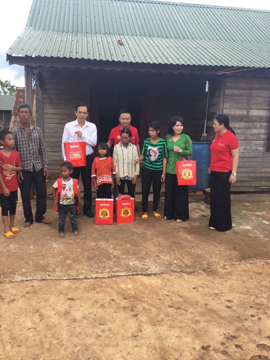 Thuê xe Đưa đón khách công tác